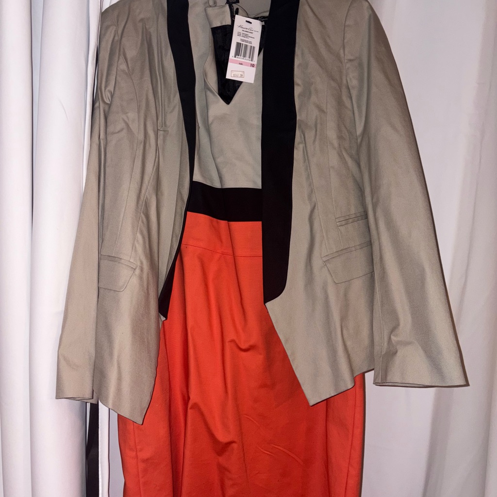 Kenneth Cole Reaction Tan And Black Blazer Brand New